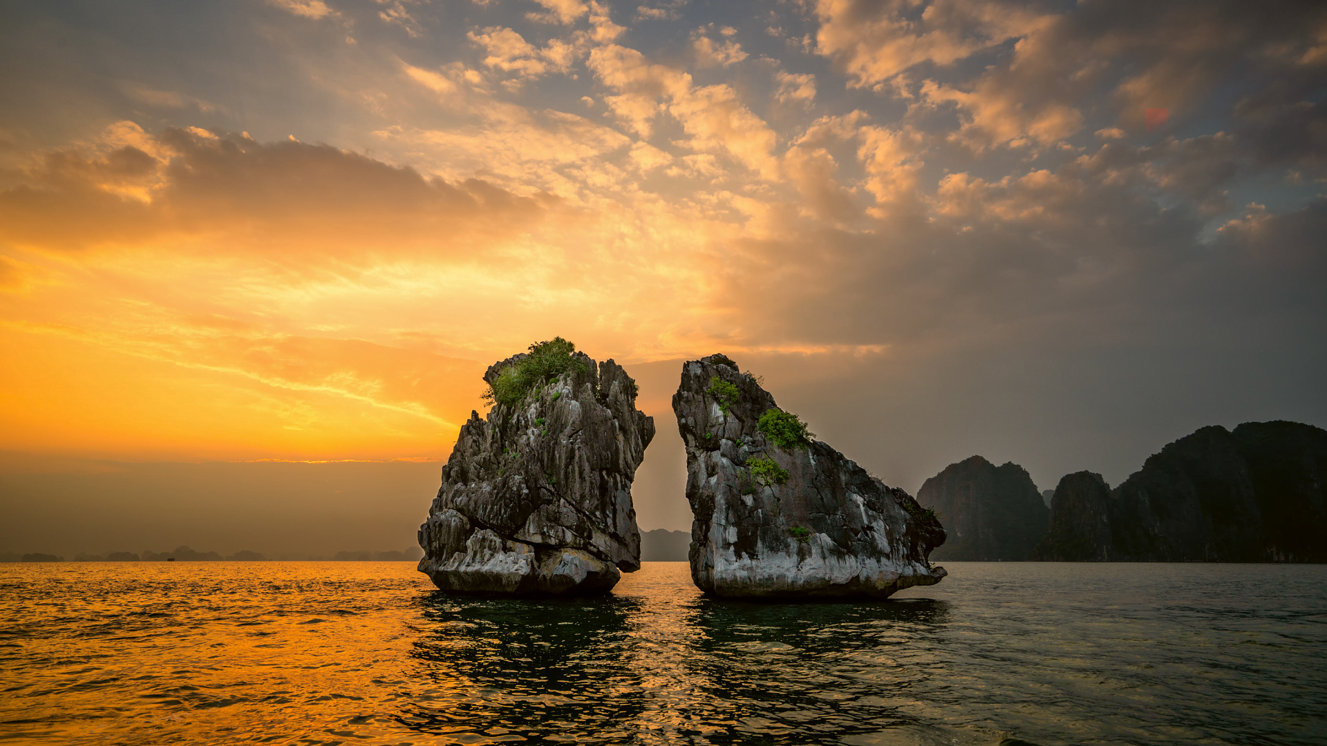 Ha Long Bay landscape in the sunset