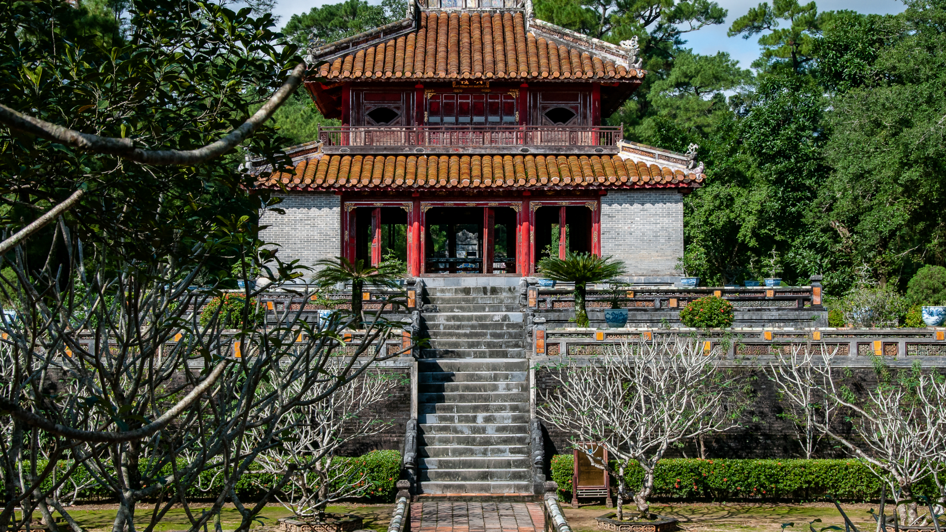 Hue Minh Mang Tomb