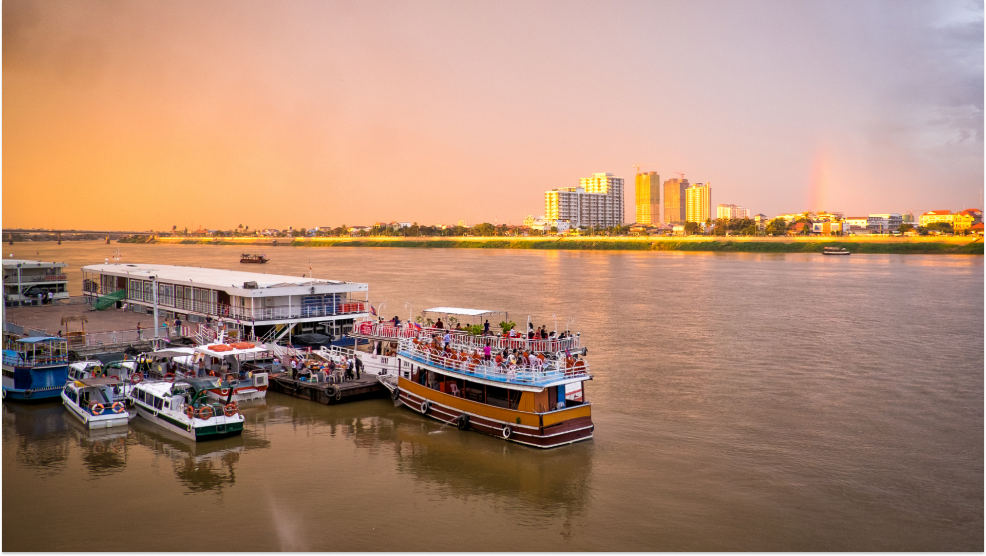 Phnom Penh sunset river cruise